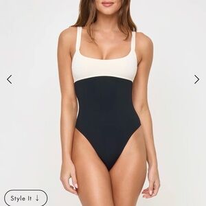 L*Space Descano One-Piece Women's Swimsuit - NWT